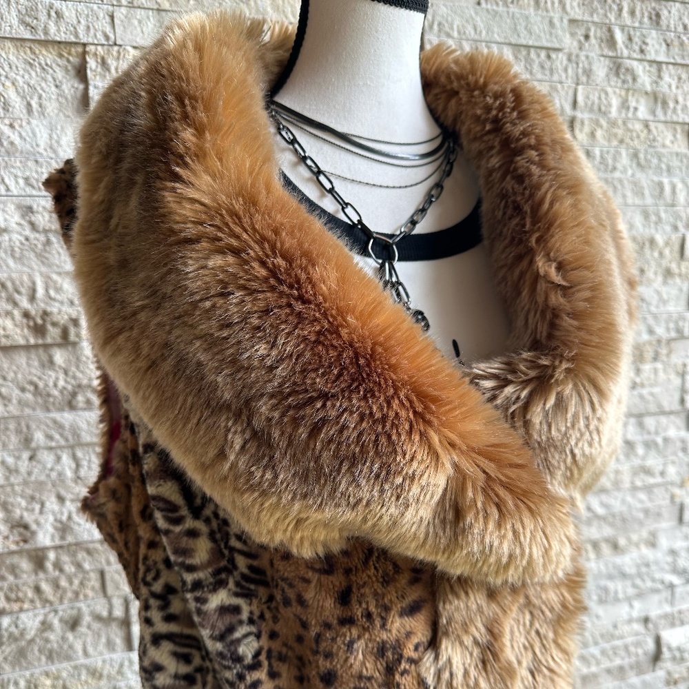 Rock Star Faux Fur Leopard Print Vest with Snap Closure